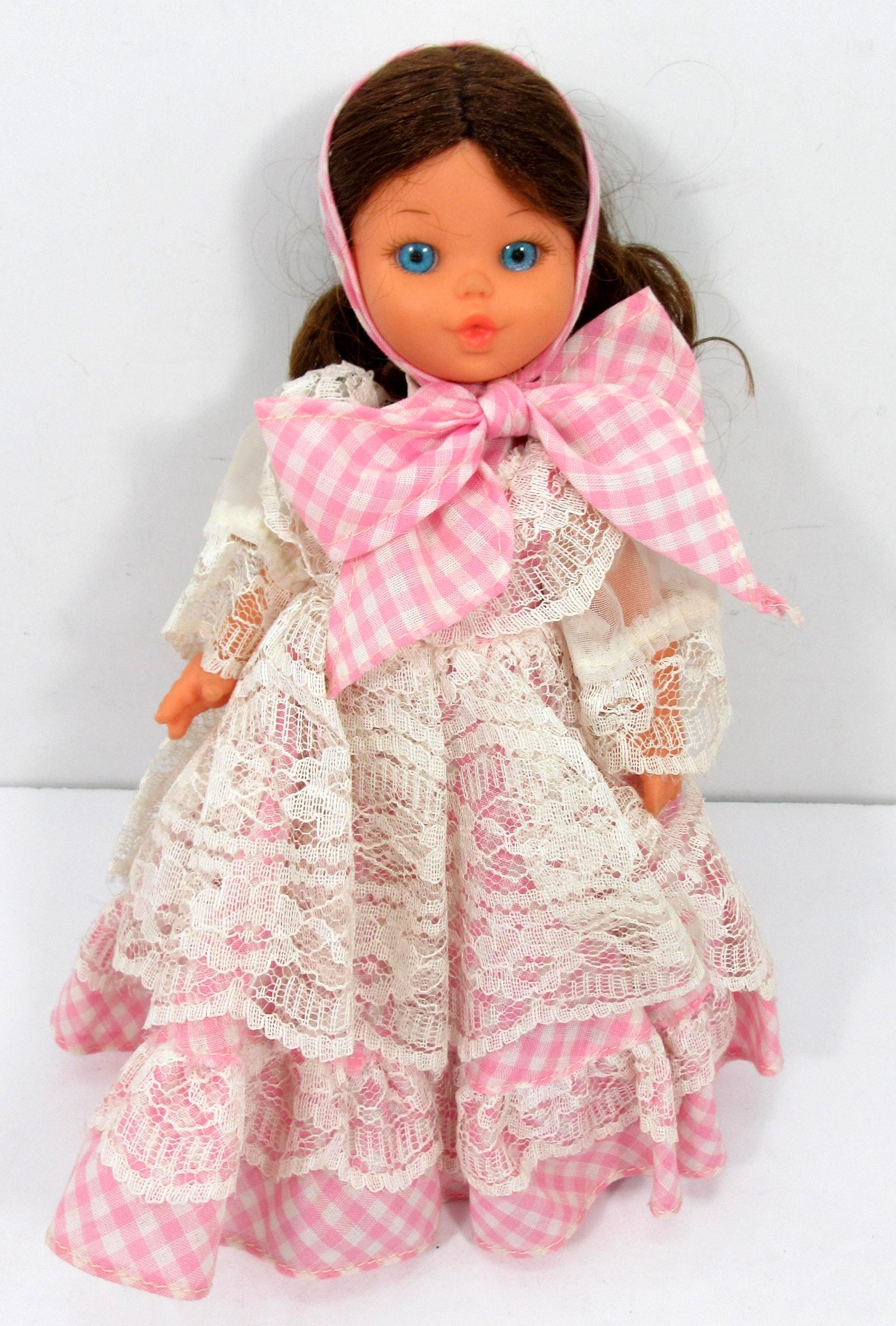 Doudou bébé poupée Baby Pouce robe vichy rose COROLLE 2000