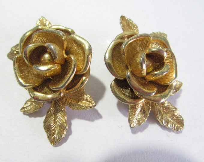 Rose Clip on Earrings Vintage Pat. Pend. Early Sarah Coventry Signed - Etsy