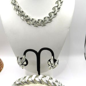 Vintage Full Set Lisner Silver Tone MCM Necklace Bracelet Earrings Modernist Parure