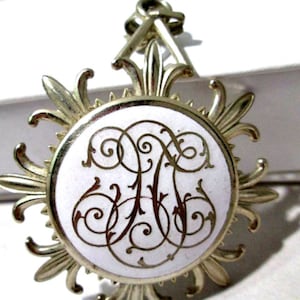 White Enamel With Scroll Work Design Fleur De Lis Crest Pendant Vintage Silver Tone Popular Styling