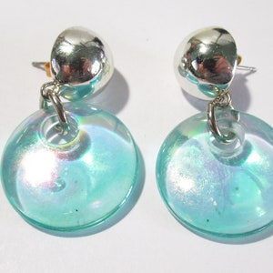 Kunststoff Blau Irisierende Kunststoff rund mit Loch Pierced Ohrringe Vintage 1980er Jahre