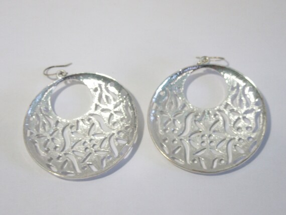 Large Silver Tone Round Open Work Disk Earrings P… - image 3