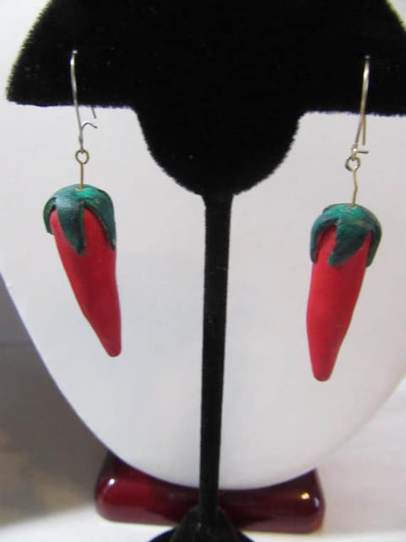 Vintage Cute Polymer Clay Pierced Earrings Red Chi