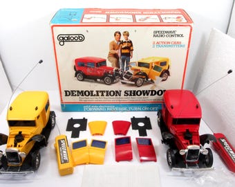 Vintage 1979 Galoob Demolition Showdown Speedwave Radio Control Car Toy Set
