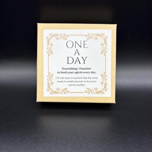 One A Day Cards Vitamine nutrienti per nutrire il tuo spirito ogni giorno