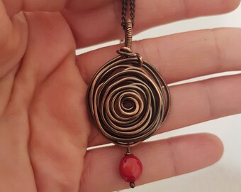 Koperen bloem- en koraalhangerketting, handgemaakte koperen sieraden