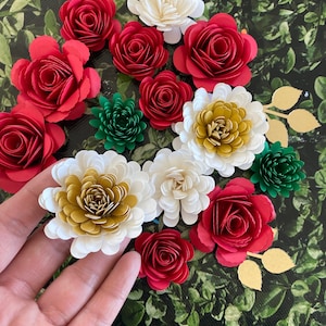 Mexican Graduation Cap Topper Paper Flowers pack of 14 with gold leaves, Small Paper Flower Decoration, Grad Cap Paper Flower Embellishment