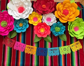 Ready to go Mexican Fiesta Party Huge Paper Flowers, Party Décor, Fiesta Party Decor, Fiesta mexicana, Giant Paper Flowers, Flores de papel,
