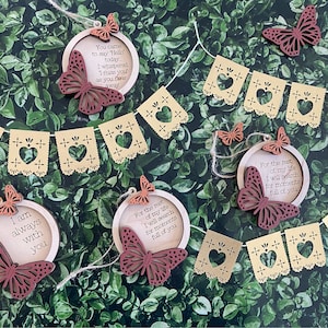 Letrero de madera Dia de Los muertos para ofrenda, Siempre en nuestros corazones para decoración de pared de ofrenda, letrero de pared de Ofrenda, decoración monarca Ofrenda