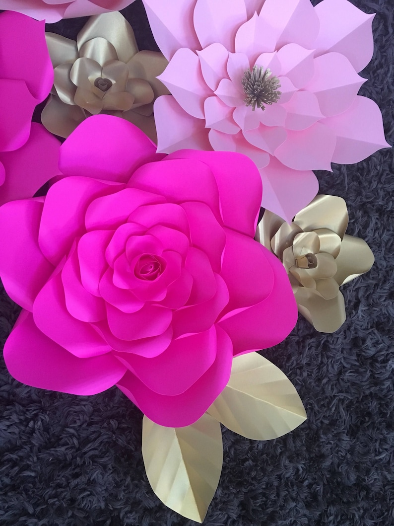 Set of 12. 11 /& 7 Gold Paper Leaves for your DIY paper flowers