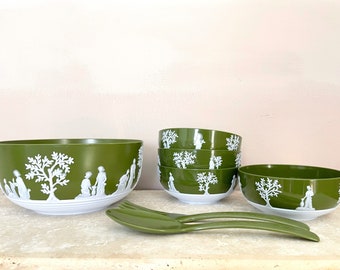 Mid-Century Avocado Green Hellenic Wedgewood Salad Bowl and Server Set | Dialene Better-Maid