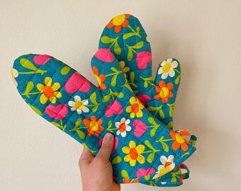 Retro Flower Power Oven Mitt Pair