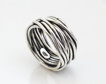 Sterling Silber Ring / Band.. Bestes Geschenk.. Gehämmerter oxidierter Sterling Silber Ring / Ehering..