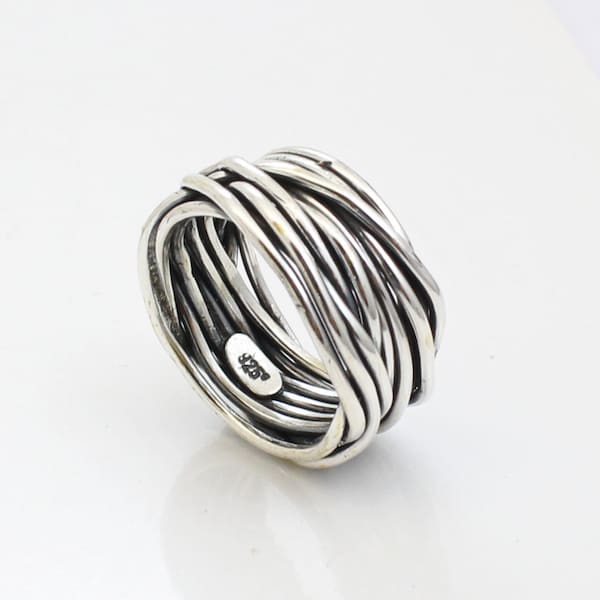 Sterling Silber Ring / Band.. Bestes Geschenk.. Gehämmerter oxidierter Sterling Silber Ring / Ehering..