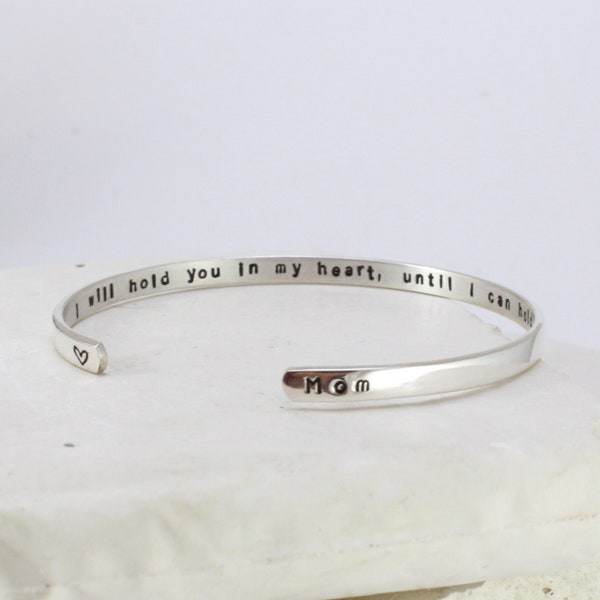 I will hold you in my Heart Until I can Hold You in Heaven, Custom Text/Name, Memorial Bracelet, Sympathy, Loss of Mom Dad, Remembrance Gift