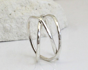 Anillo de plata - minimalista - hecho de plata de ley - hecho a mano - para las mujeres - anillo elegante- todos los días joyería