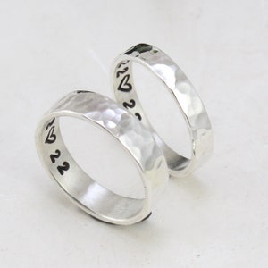 Alliances, Ensemble de deux, Bagues de mariage en argent sterling pour hommes et femmes, Texte gravé personnalisé à lintérieur, Bagues de fiançailles image 1