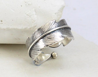 Anello in argento sterling con piuma - Anello personalizzato - Gioielli con piume - Anello in argento ossidato - Anello regolabile da uomo/donna - Personalizzato.