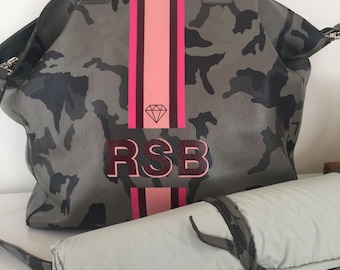 Bolso tote para pañales Noha en cuero de camuflaje gris - personalizado
