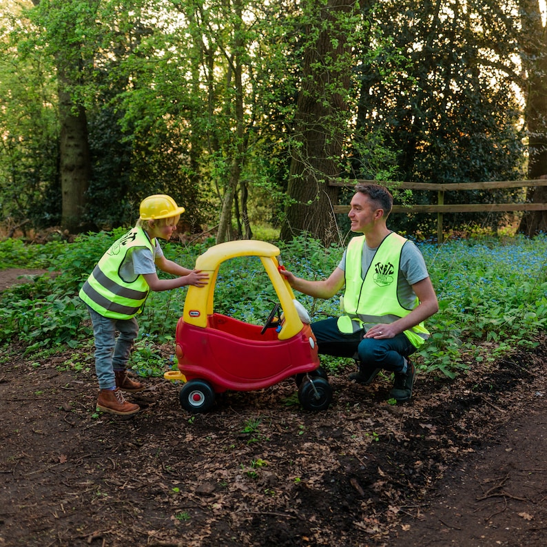 Personalised Kids Play Construction Builder Hi Vis Jacket image 8