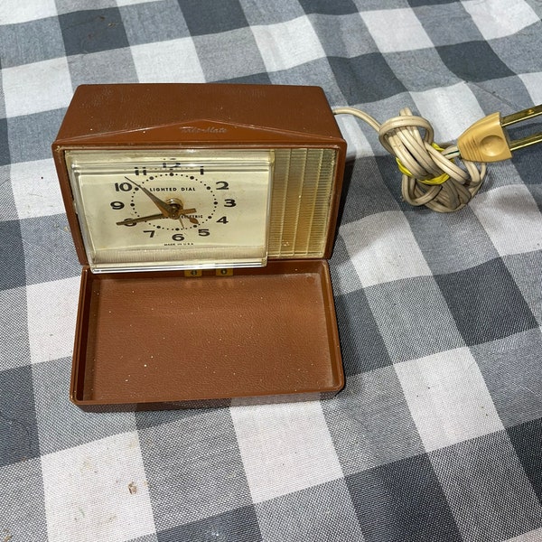 General Electric Model 7274 Electric Lighted Alarm Clock!FREE Shipping!