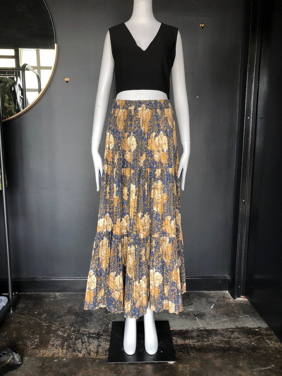 Vintage Jones New York Sport Black and White Floral Skirt Size Large 1990s Made in the USA