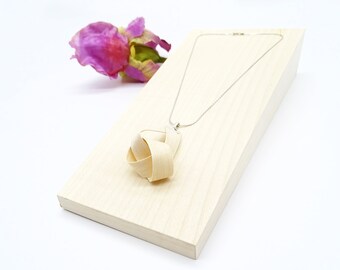 BÜKK Design - Collier fait main en bois naturel et en argent 925, petite taille - Bijou élégant en sycomore - Accessoire pour mariage