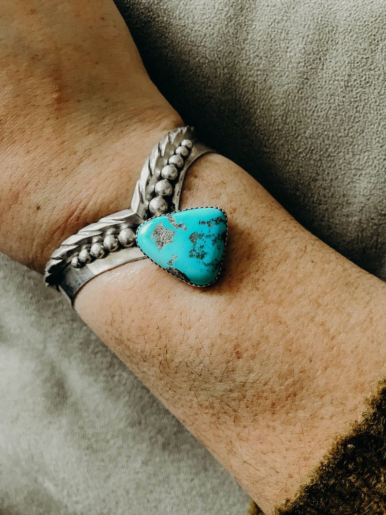 Stunning and Unique Hallmarked Vintage Navajo Turquoise Cuff