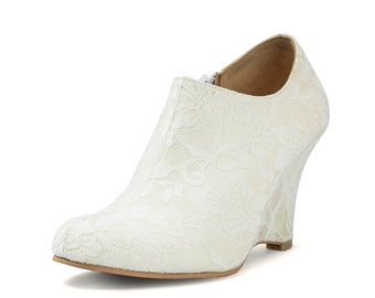 Snowbell White Lace Boot, Witte BruidsLaars, Witte Lace Boot, Ivory Lace Boot, Ivory Lace Wedge, Witte Bruids Wig