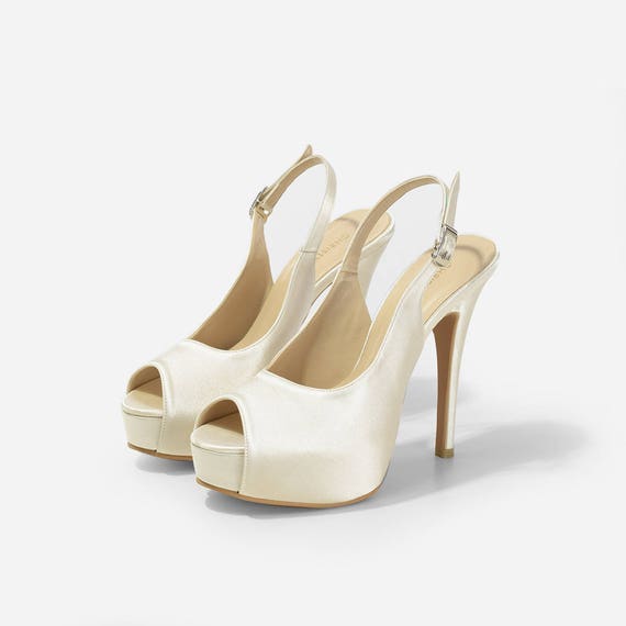 Ivory Thick Heel Platform Wedding Shoes | Tajna Shoes – Tajna Club