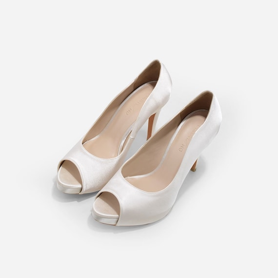 Cream top satin heels