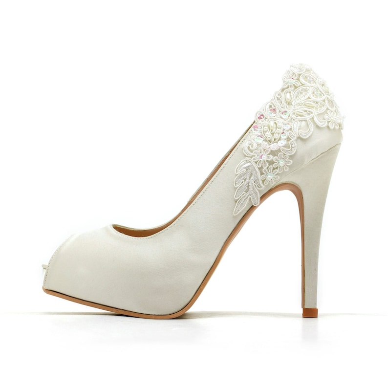 3 inch white wedding shoes