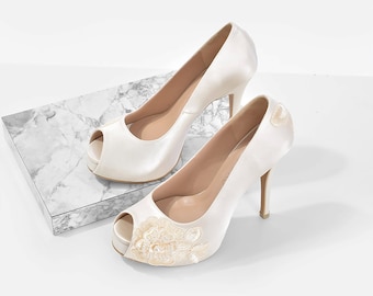 Lorraine V3 Ivory Lace Bridal Heels, White Satin Heels with Gold Lace, Ivory White Wedding Heels, Ivory Lace Bridal Heels with Crystal