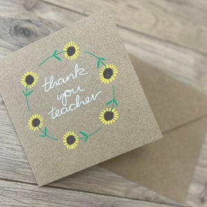 Biglietto di ringraziamento per l'insegnante con girasole - biglietto personalizzato per l'insegnante - biglietto per l'asilo nido - biglietto per l'assistente insegnante - scuola materna