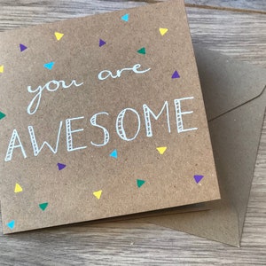 Tarjeta "Eres increíble" - Tarjeta increíble - Tarjeta de confeti - Bien hecho - Felicitaciones - Tarjeta de positividad - Eres genial - Gran trabajo
