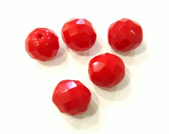 5 Pcs - Facet crystal czech beads - Opaque red glass beads 12 mm