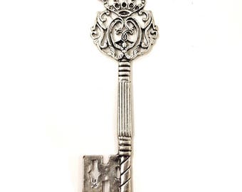 1 Pcs - Key charms in silver filigree antique 68 x 20 mm (nickel free)