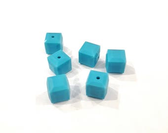 5 Pcs - 5601 cube beads - crystal from SWAROVSKI Turquoise 4 mm