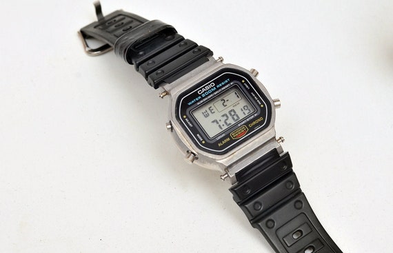 g shock dw 5600