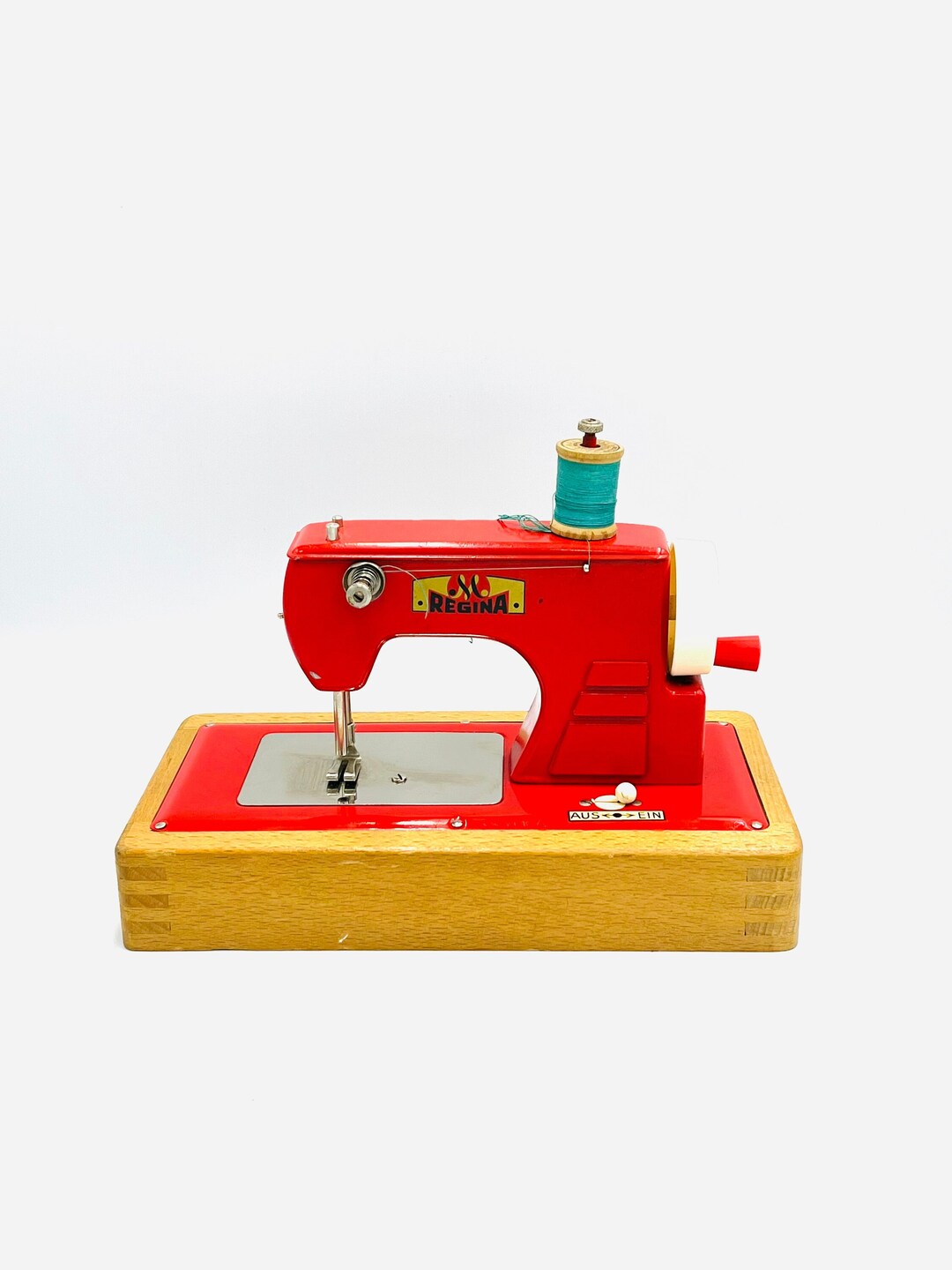 1950s Toy Sewing Machine Regina Rare Antique Vintage Near Mint Red