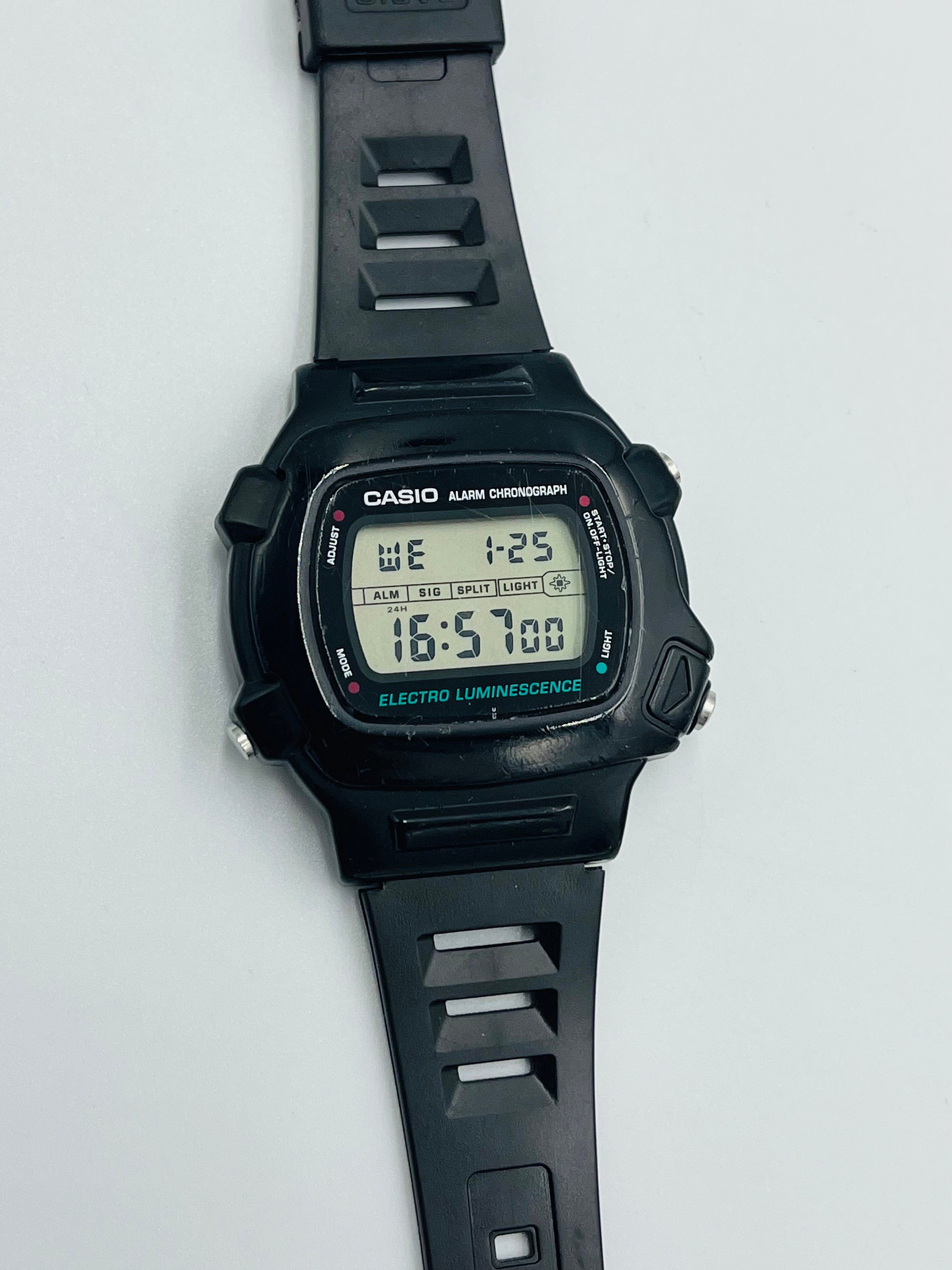 希少なCASIO W 740 1189 1980年代プレGショックヘビー