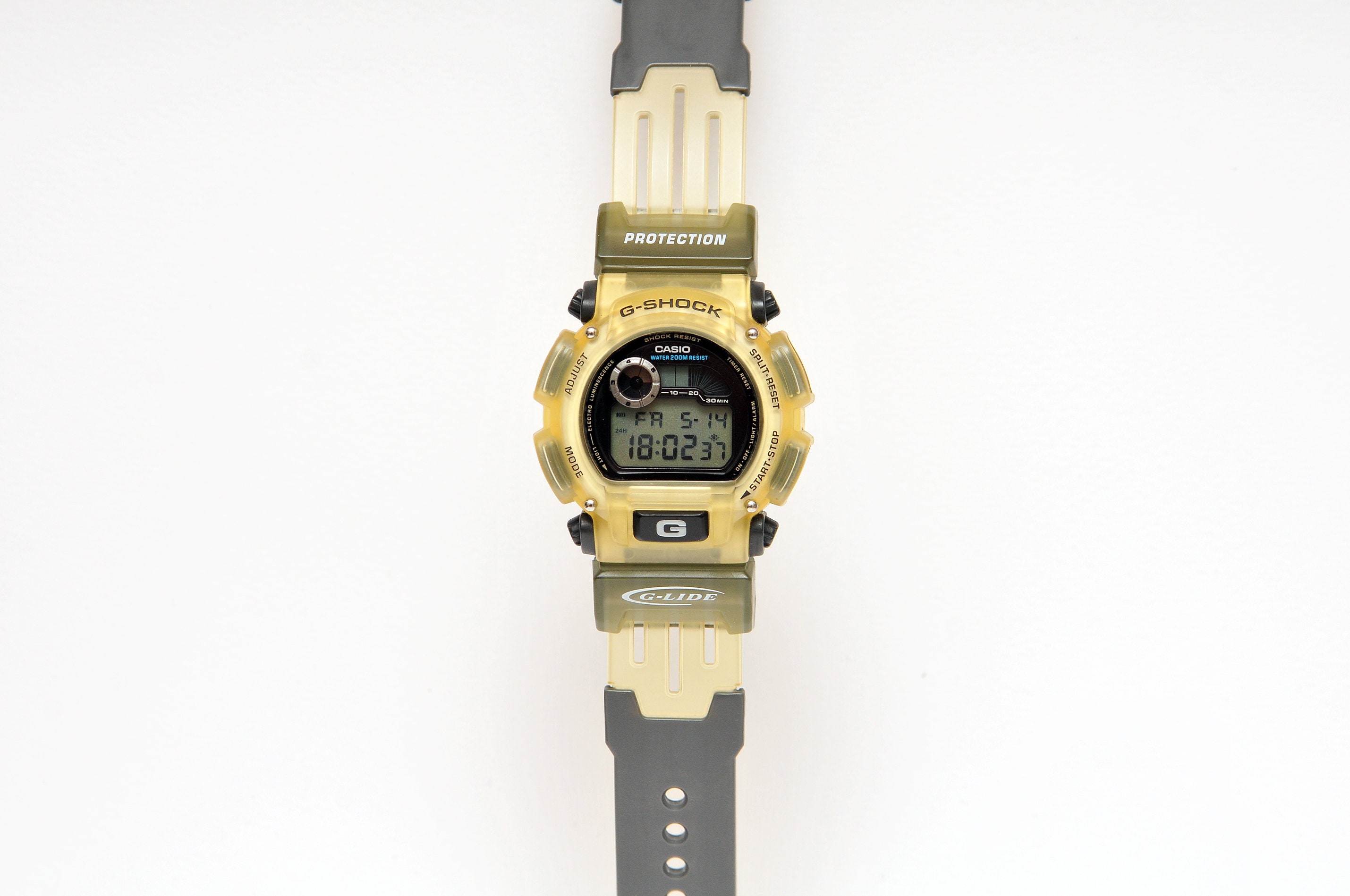 Coin des Affaires - Casio G Shock DW9000 type militaire 200m