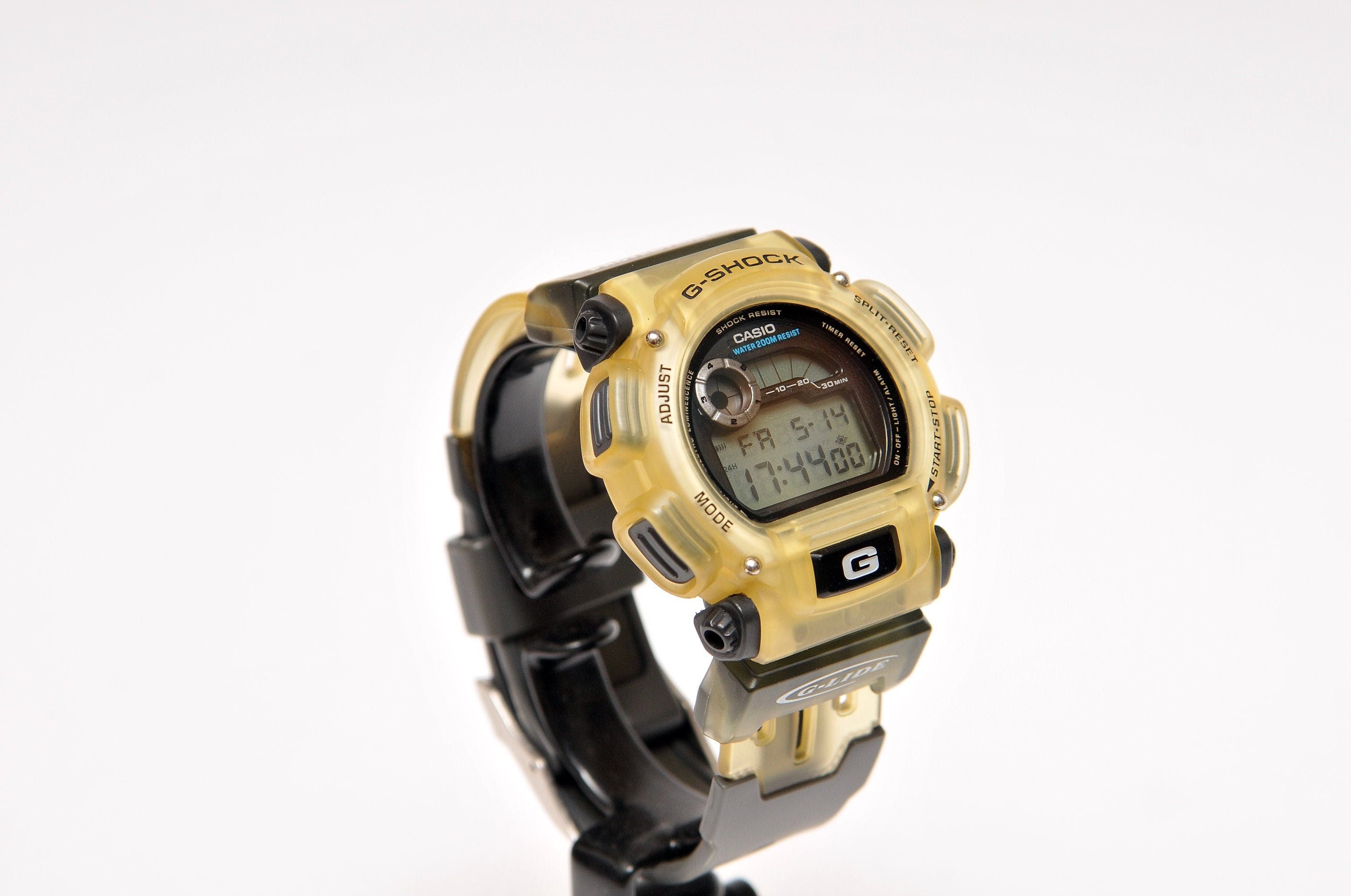 vintage CASIO  G-SHOCK DOG TOWN watch