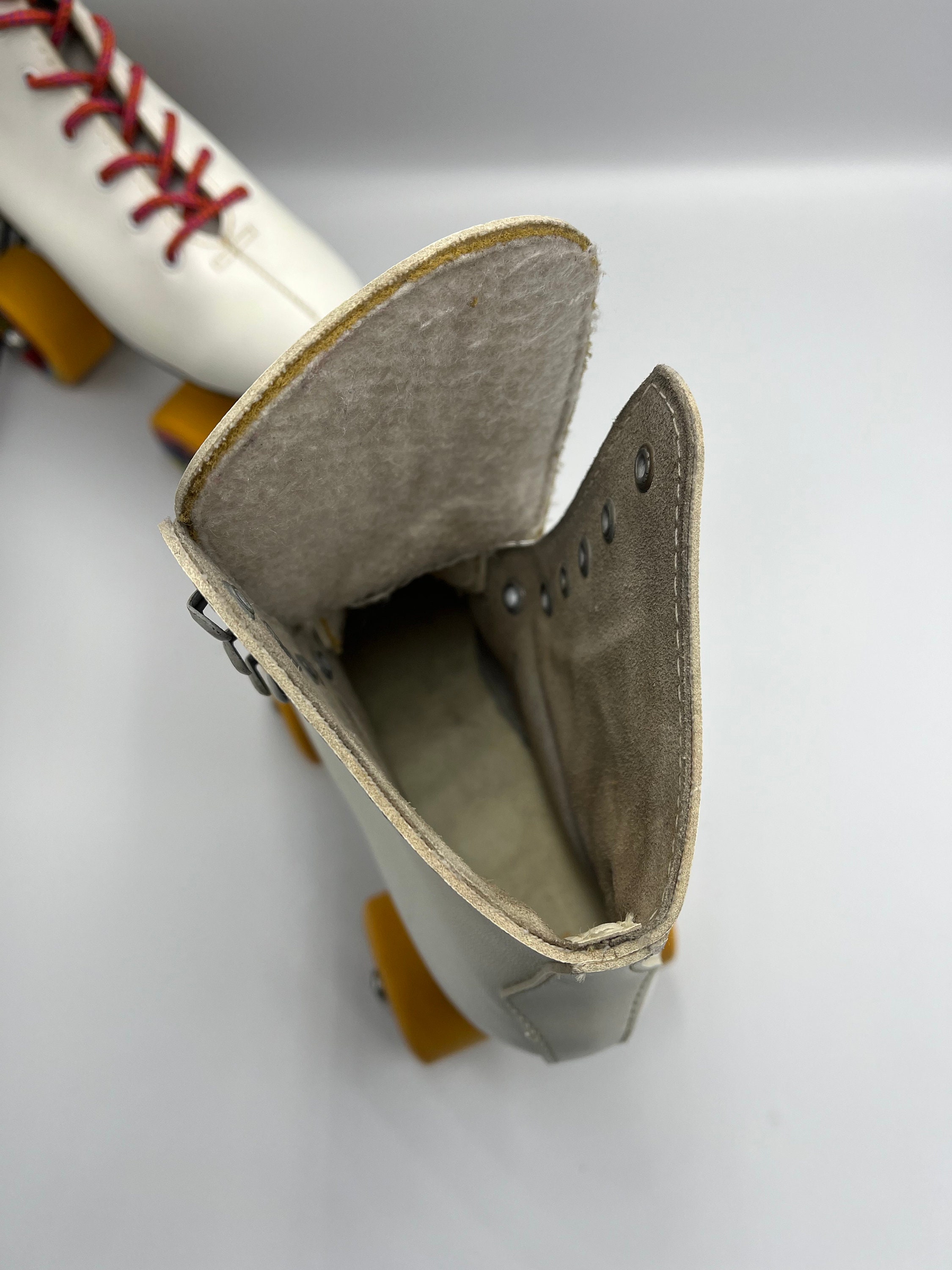 80年代のローラースケート、高品質、ほぼ新品、小型、ホワイト