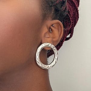 Big Silver Wave Texured Circle Stud Earrings• Contemporary Irregular Surface Large Hoop Studs• Vintage Artistic Chunky Earrings AnAngelsHug