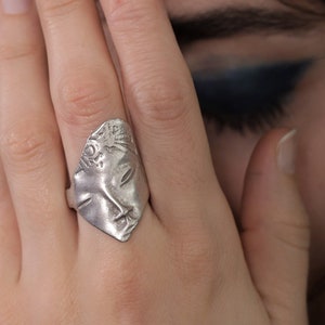 Antique silver ancient Greek face ring,  adjustable statement face ring,  abstract shaped face ring, archaeological jewelry, gift for her