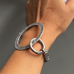 Oversized O ring Franco chain bracelet, extravagant large engraved circle cuff bracelet, chunky punk rock snap lock bracelet, Christmas gift