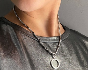 O ring silver box chain necklace, stainless steel chain circle pendant, minimal short chain round necklace, minimal geometric necklace, gift
