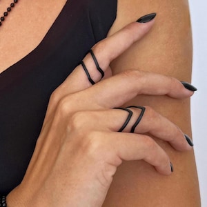 Double black adjustable womens ring, matte black chevron minimal open ring, geometric double arrow matte black brass ring, rock style ring