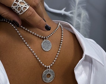 Women&#39;s short silver coin necklace, engraved coin necklace, antique silver disc chain necklace, ball chain coin pendant, christmas gift